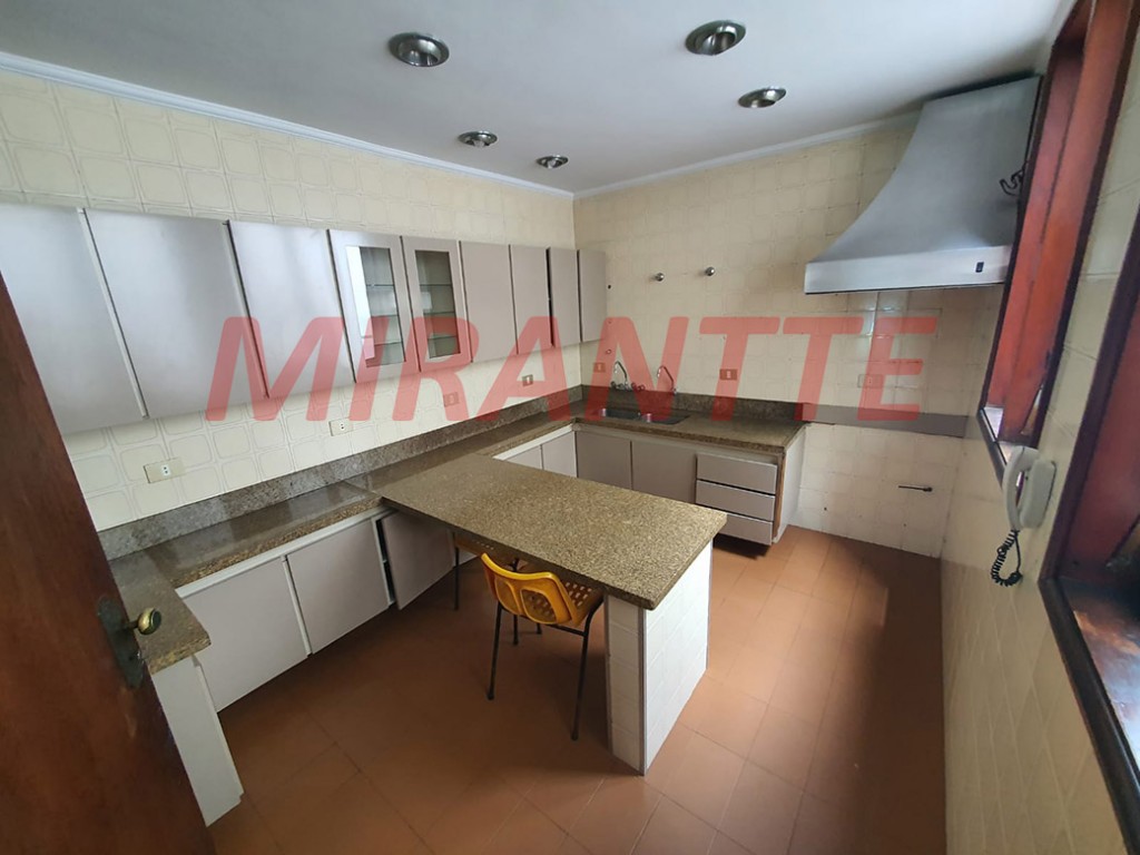 Sobrado de 266m² com 3 quartos em Jardim França