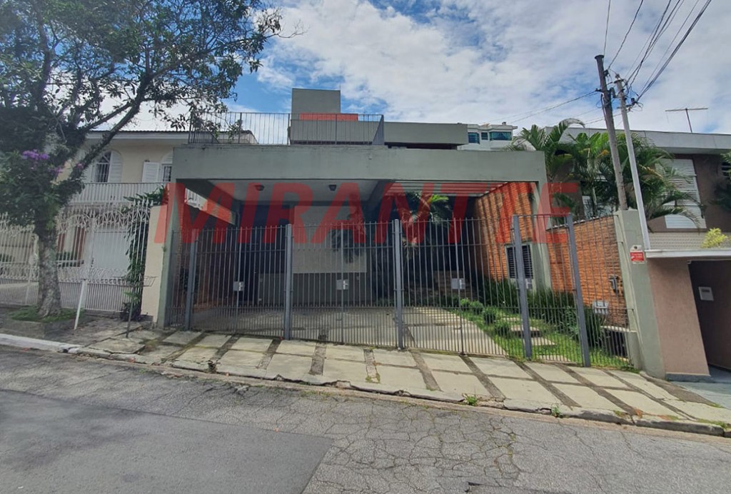 Sobrado de 266m² com 3 quartos em Jardim França
