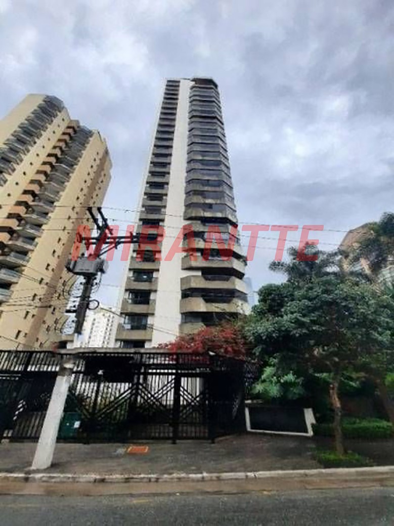 Apartamento de 231m² com 4 quartos em Santana