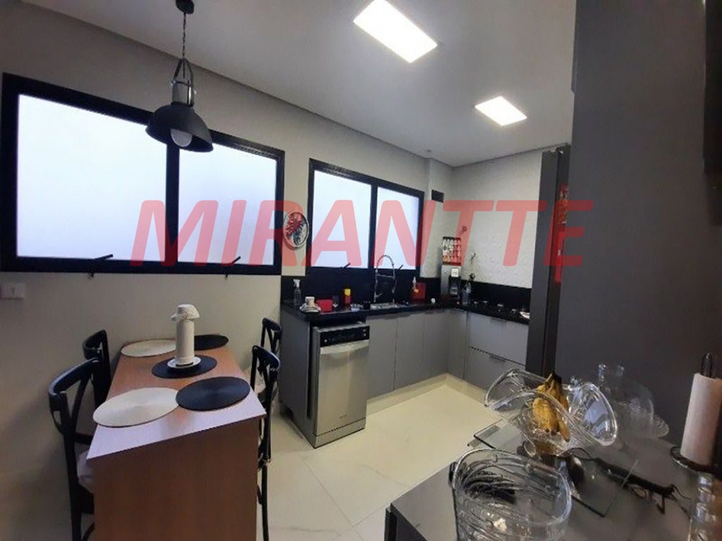 Apartamento de 231m² com 4 quartos em Santana