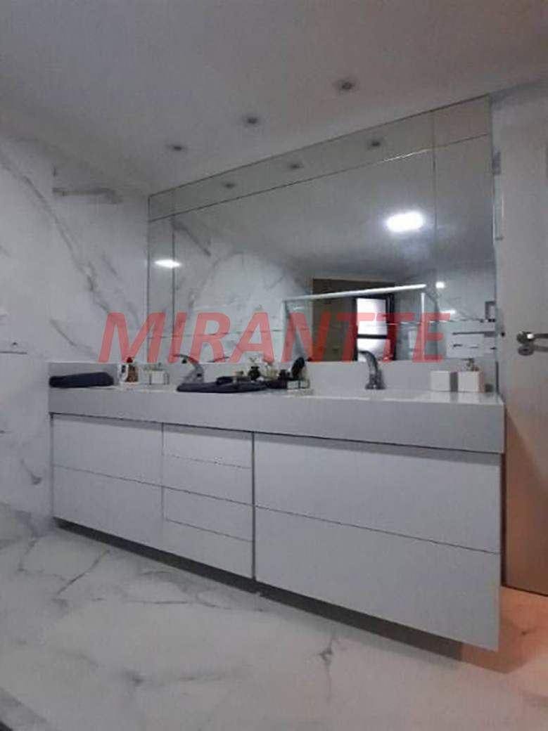 Apartamento de 231m² com 4 quartos em Santana