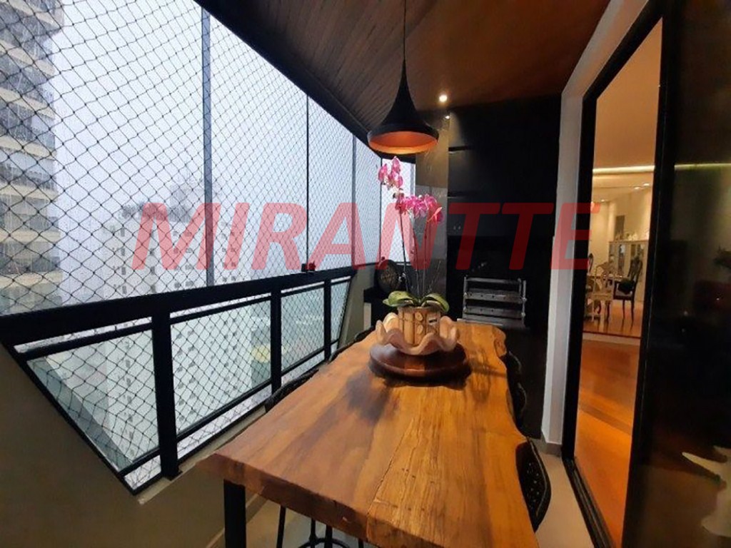 Apartamento de 231m² com 4 quartos em Santana
