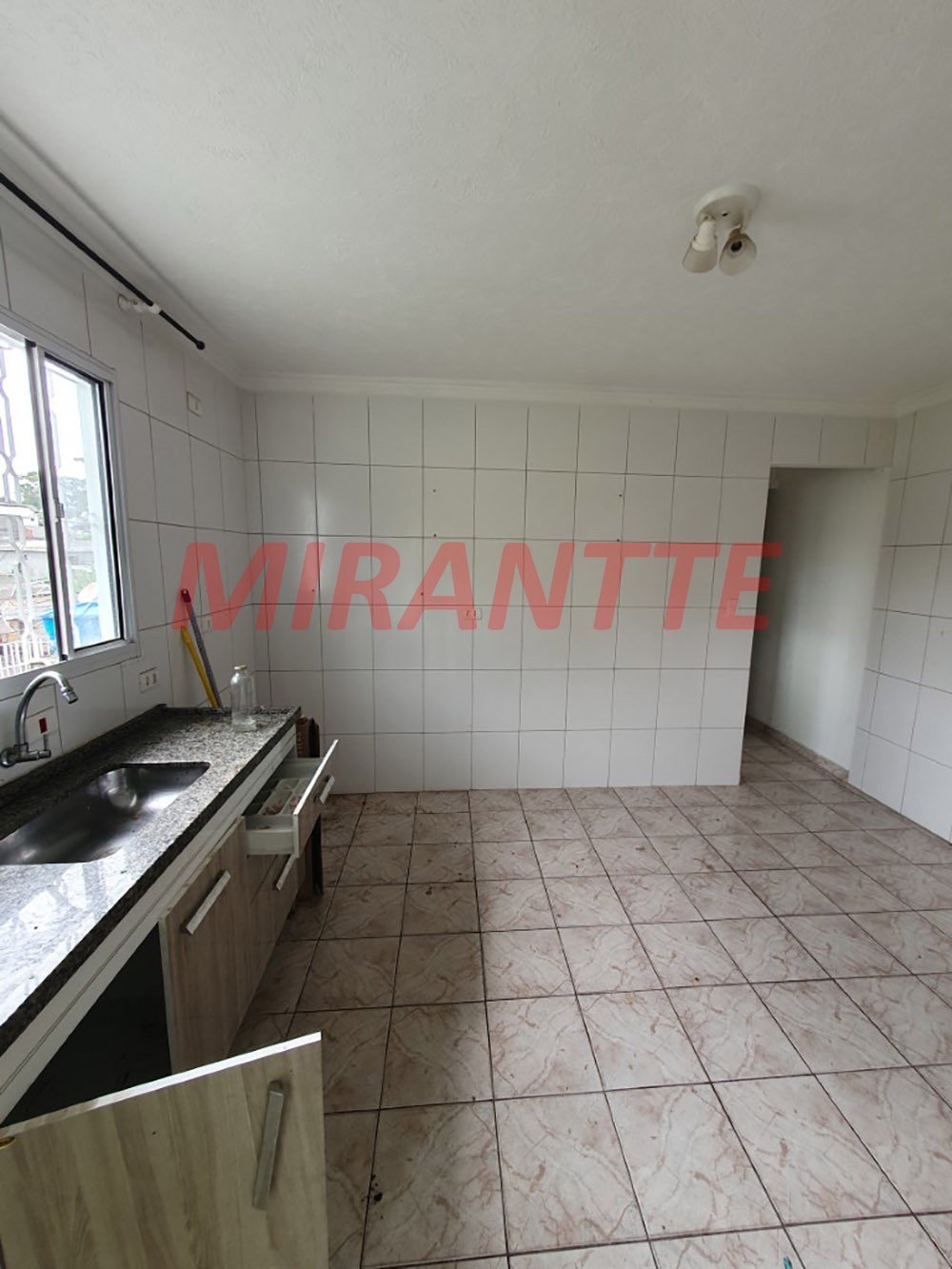 Terreno de 250m² em Parque Casa De Pedra