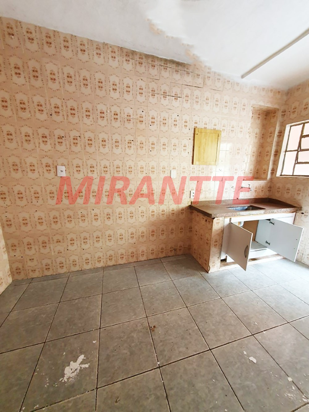 Terreno de 250m² em Parque Casa De Pedra
