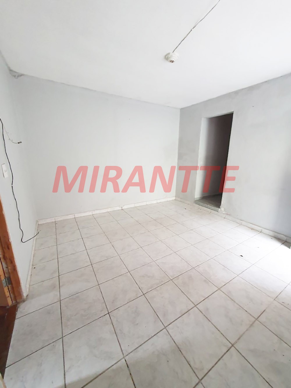 Terreno de 250m² em Parque Casa De Pedra