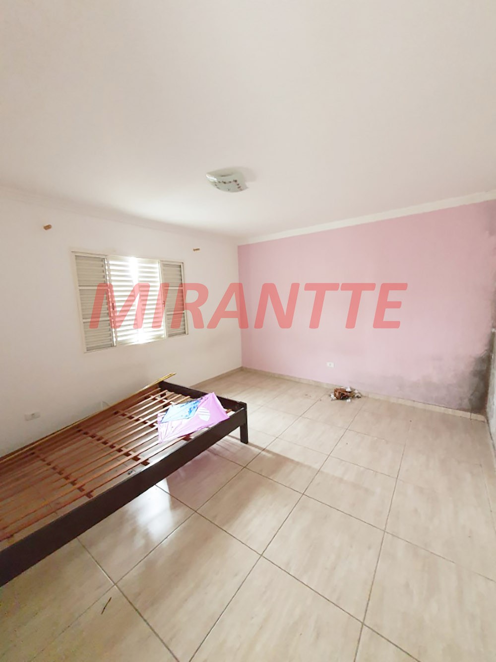 Terreno de 250m² em Parque Casa De Pedra