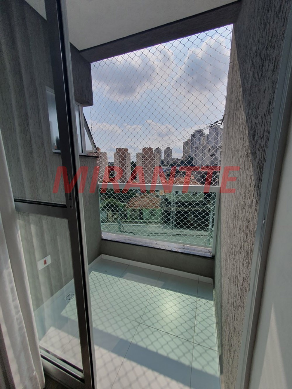 Sobrado de 182m² com 3 quartos em Vila Roque