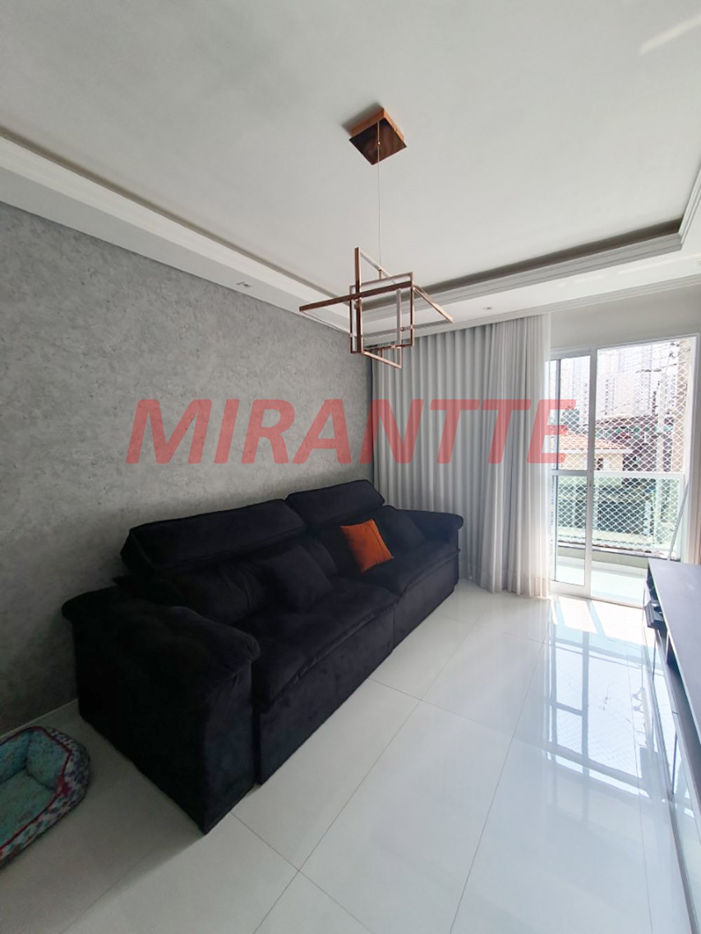 Sobrado de 182m² com 3 quartos em Vila Roque
