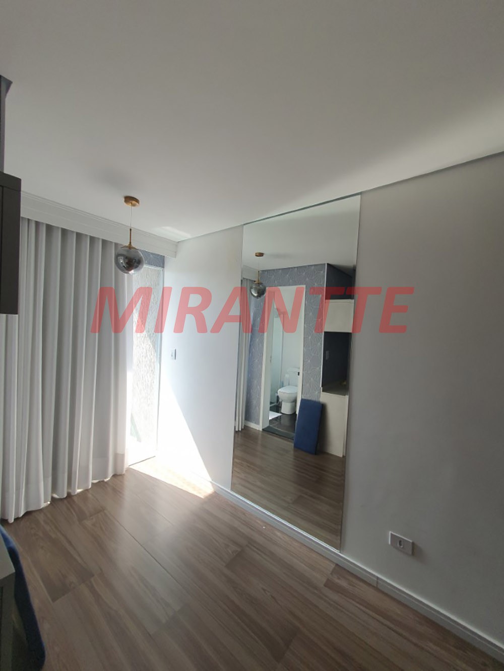 Sobrado de 182m² com 3 quartos em Vila Roque