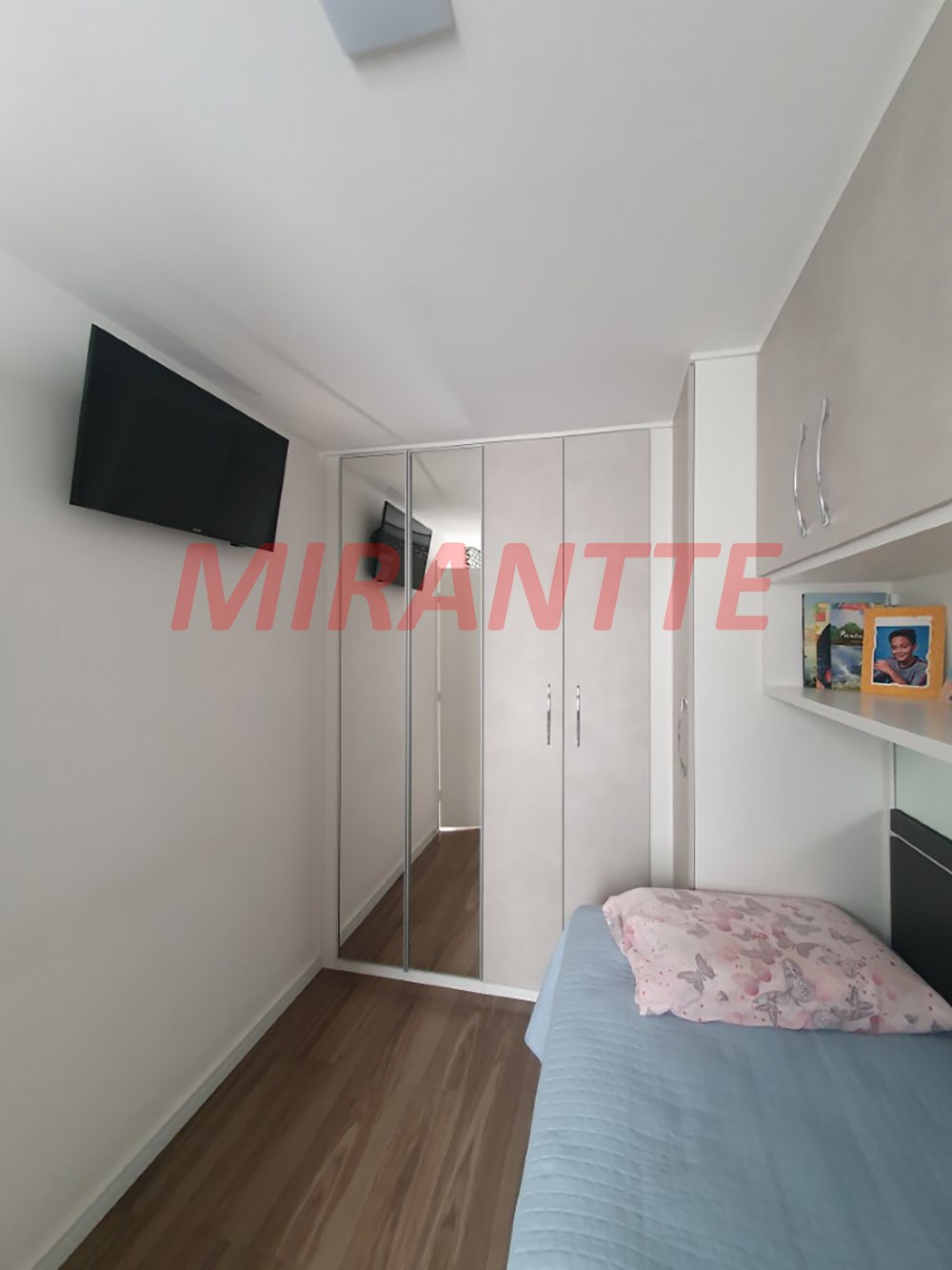 Sobrado de 182m² com 3 quartos em Vila Roque