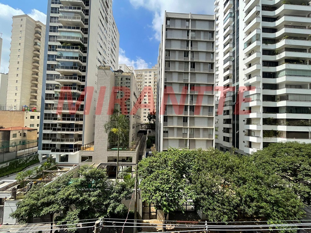Apartamento de 96m² com 2 quartos em Santa Cecilia
