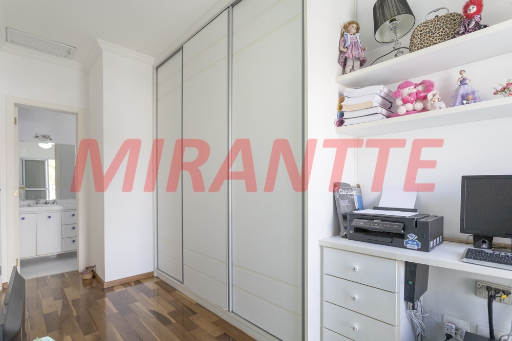 Sobrado de 172m² com 4 quartos em Jardim São Paulo