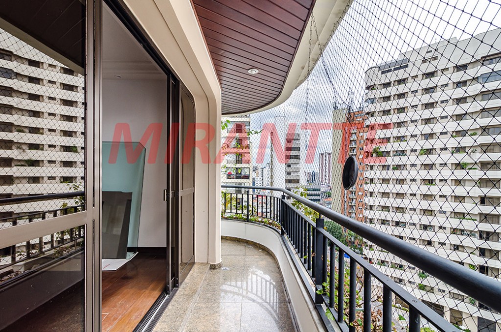 Apartamento de 179m² com 4 quartos em Tatuapé