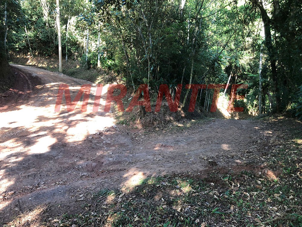Terreno de 2160m² em Serra Da Cantareira