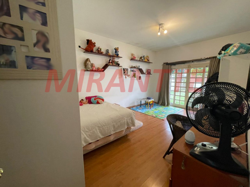 Sobrado de 226m² com 3 quartos em Planalto Paulista