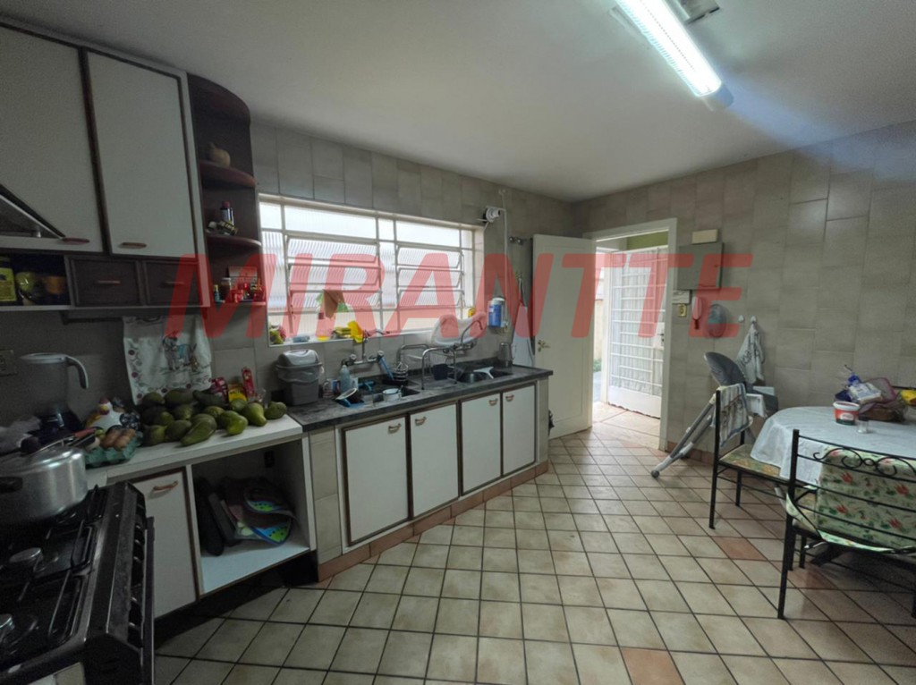 Sobrado de 226m² com 3 quartos em Planalto Paulista
