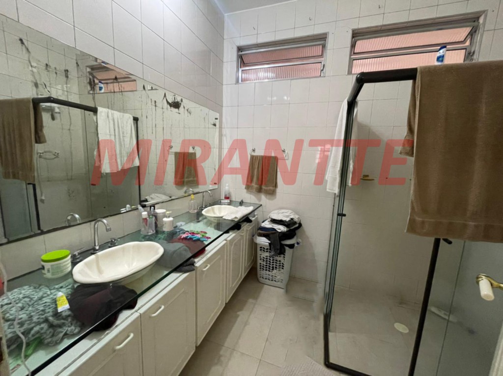 Sobrado de 226m² com 3 quartos em Planalto Paulista