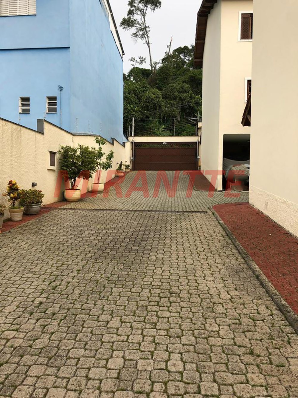 Sobrado de 132m² com 3 quartos em Imirim