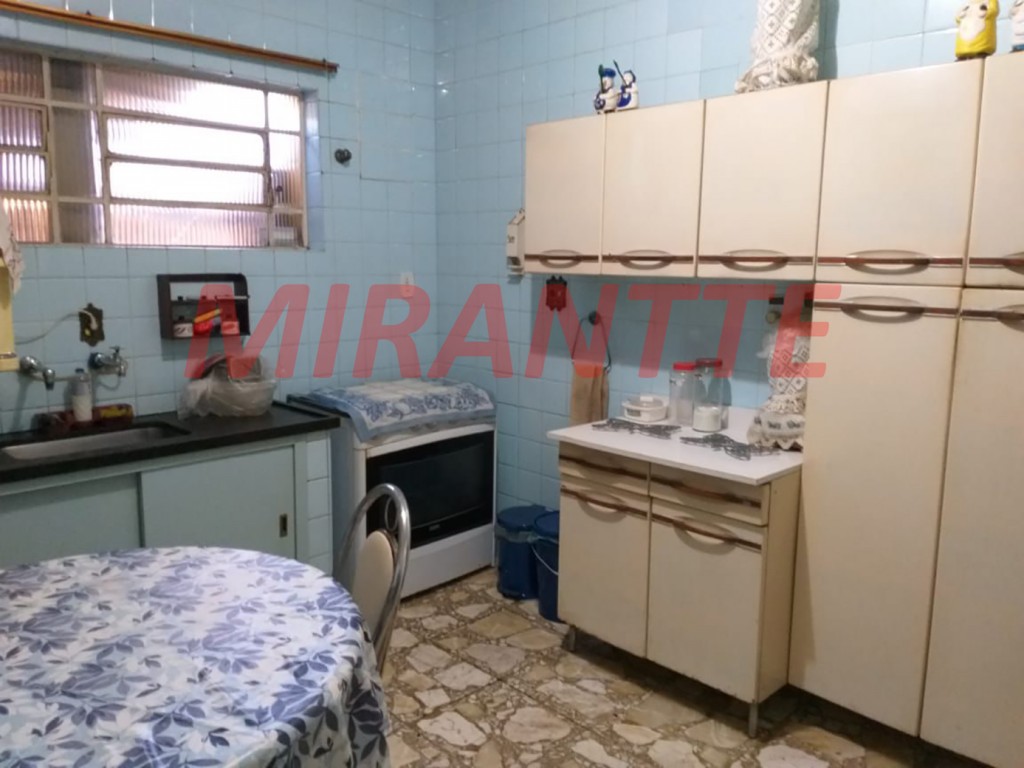 Sobrado de 267m² com 4 quartos em Perdizes