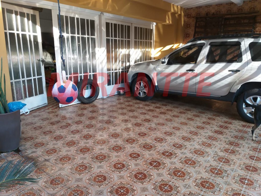 Sobrado de 267m² com 4 quartos em Perdizes