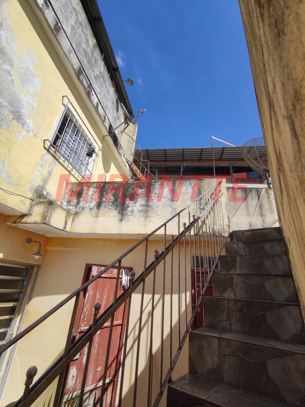 Sobrado de 408m² com 3 quartos em Jardim Flor de Maio