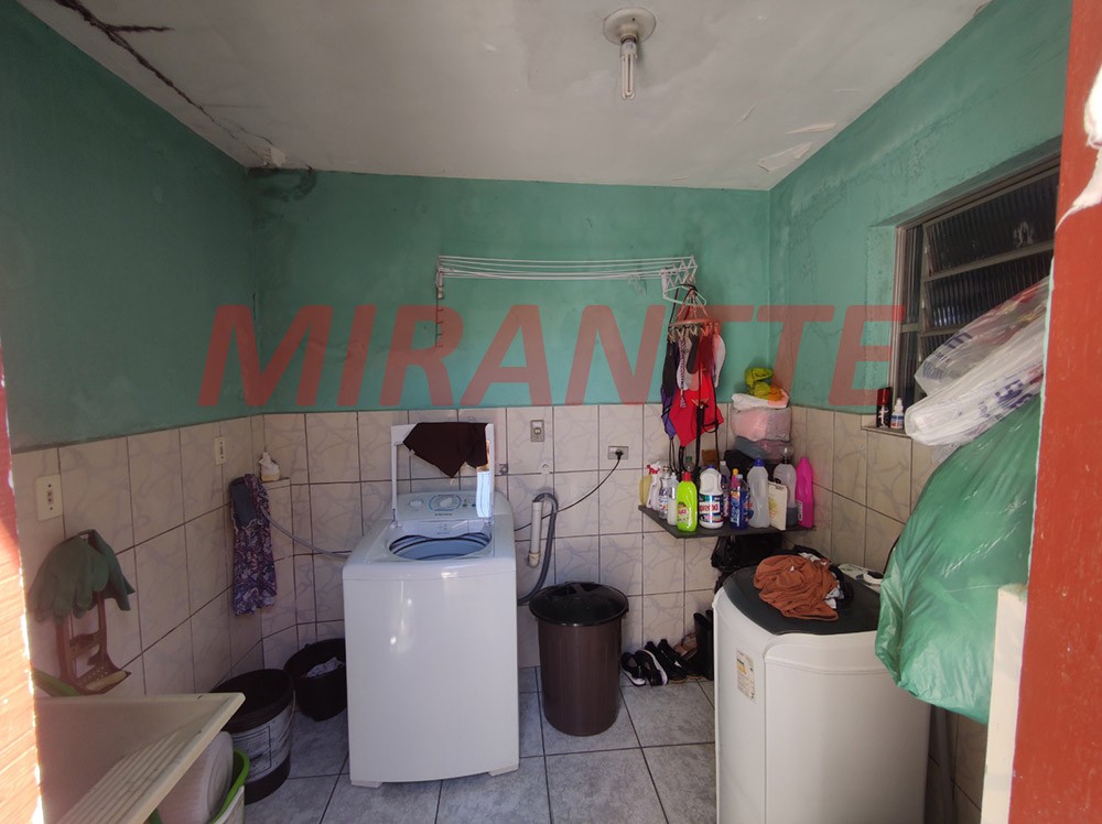 Sobrado de 408m² com 3 quartos em Jardim Flor de Maio