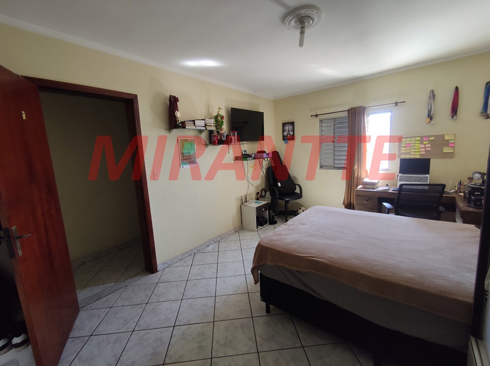 Sobrado de 408m² com 3 quartos em Jardim Flor de Maio