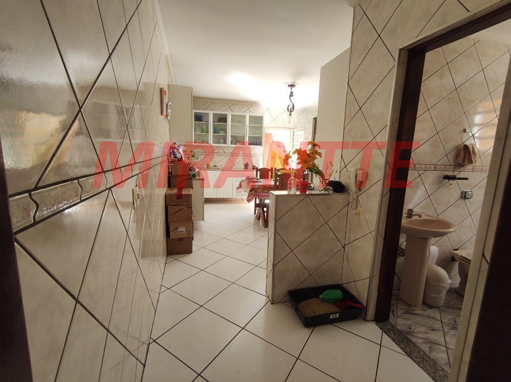 Sobrado de 408m² com 3 quartos em Jardim Flor de Maio