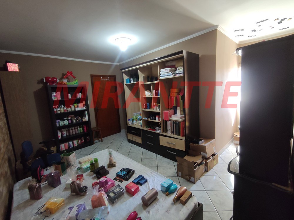 Sobrado de 408m² com 3 quartos em Jardim Flor de Maio