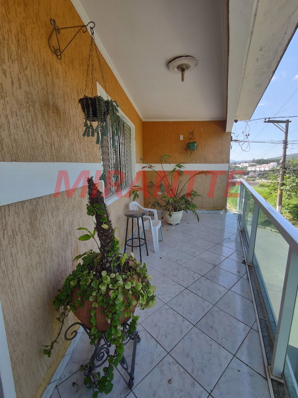 Sobrado de 408m² com 3 quartos em Jardim Flor de Maio