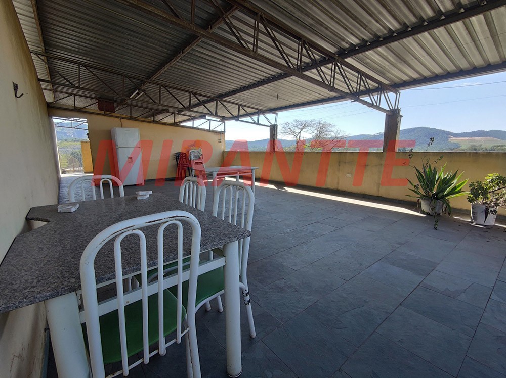 Sobrado de 408m² com 3 quartos em Jardim Flor de Maio