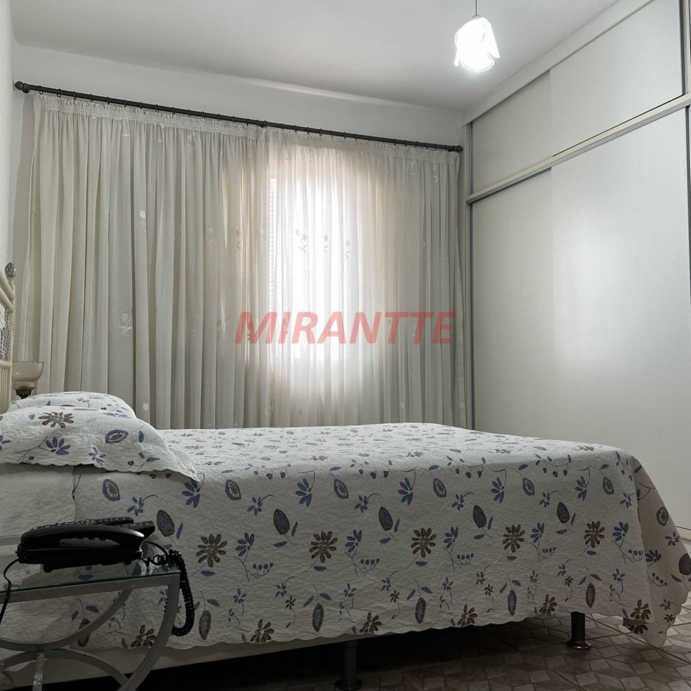 Sobrado de 124m² com 3 quartos em Santana