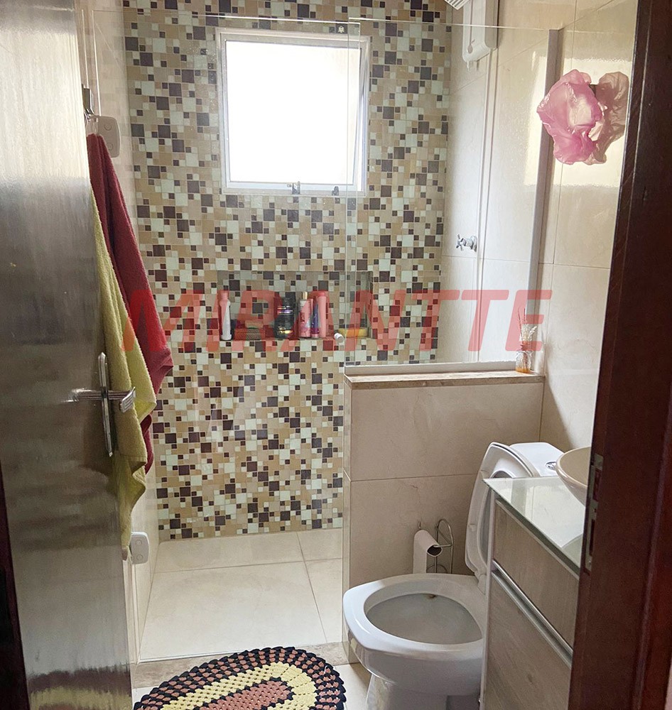 Sobrado de 160m² com 3 quartos em Vila Sabatino