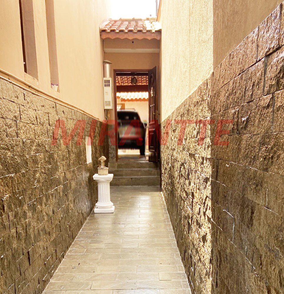 Sobrado de 160m² com 3 quartos em Vila Sabatino