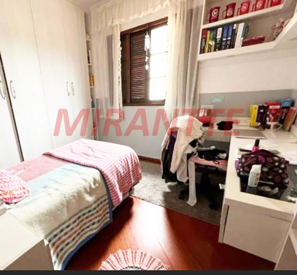 Sobrado de 160m² com 3 quartos em Vila Sabatino