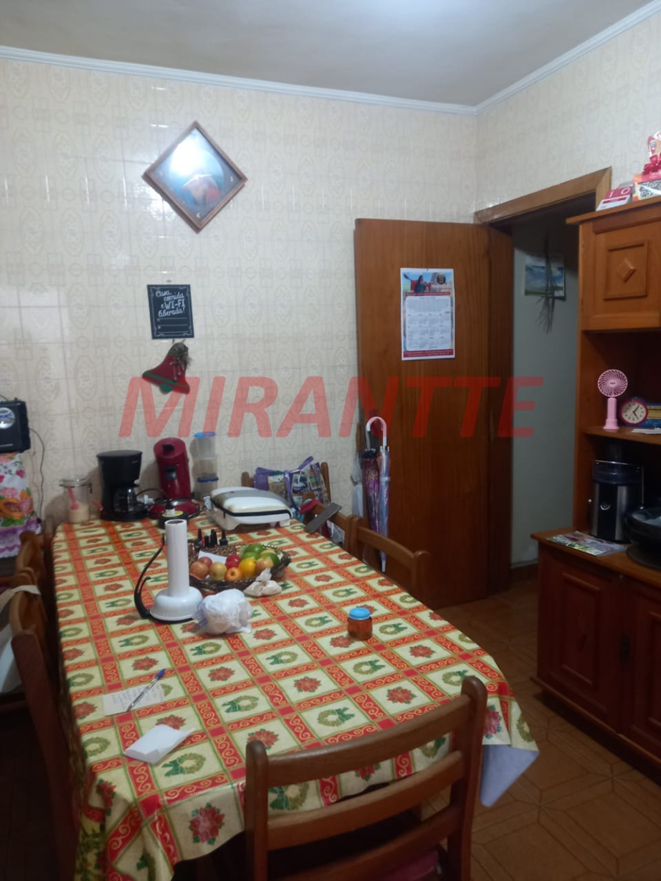 Sobrado de 324m² com 8 quartos em Santana