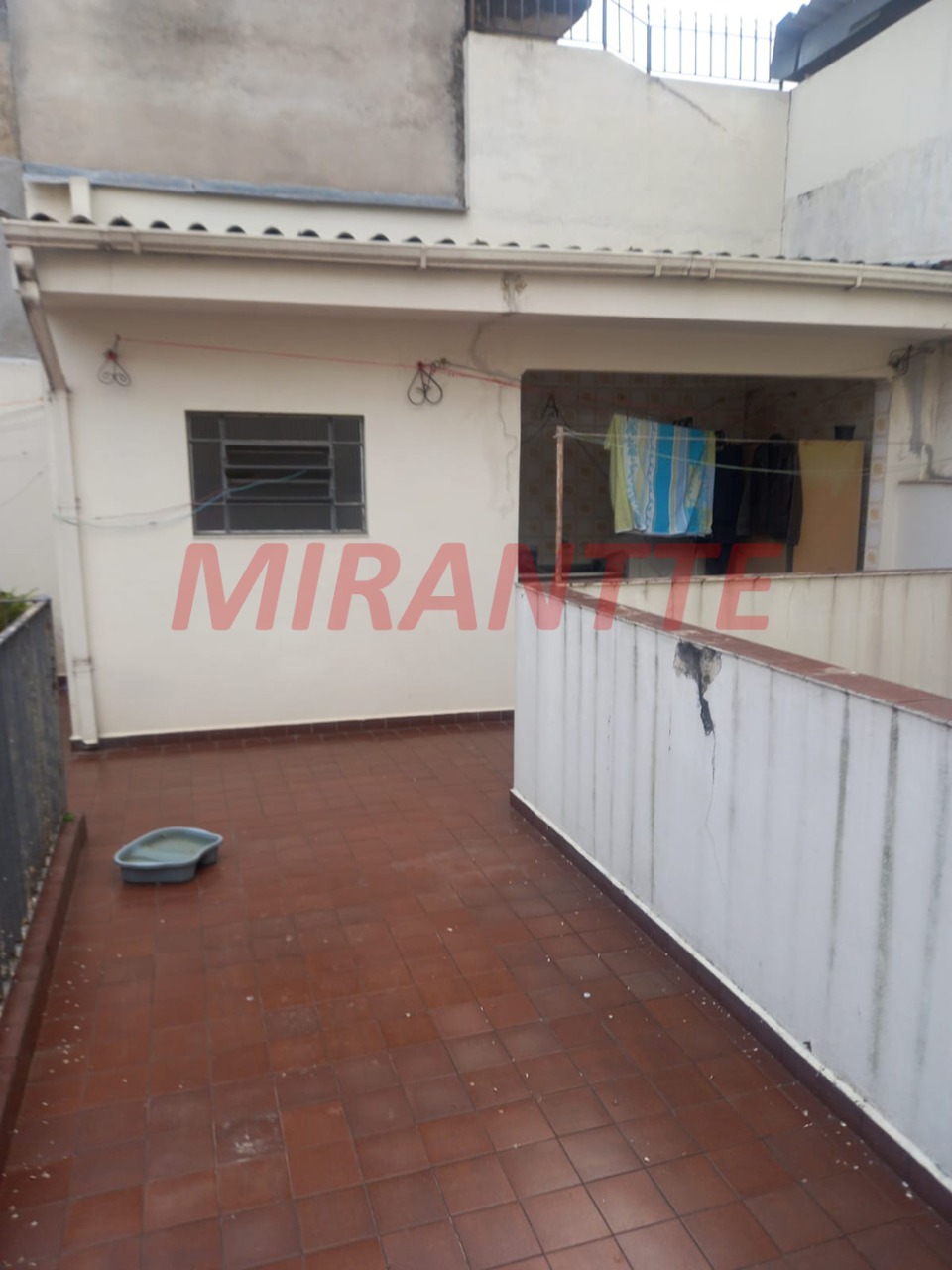 Sobrado de 324m² com 8 quartos em Santana