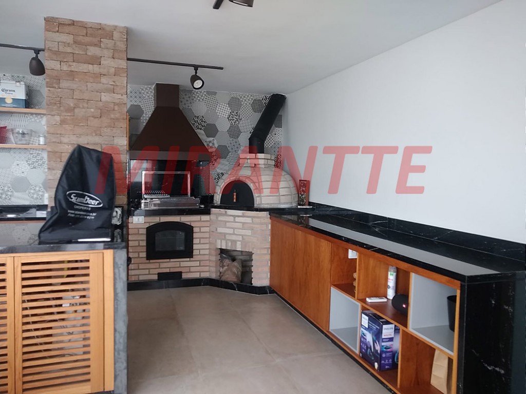 Cobertura de 256m² com 3 quartos em Santa Terezinha