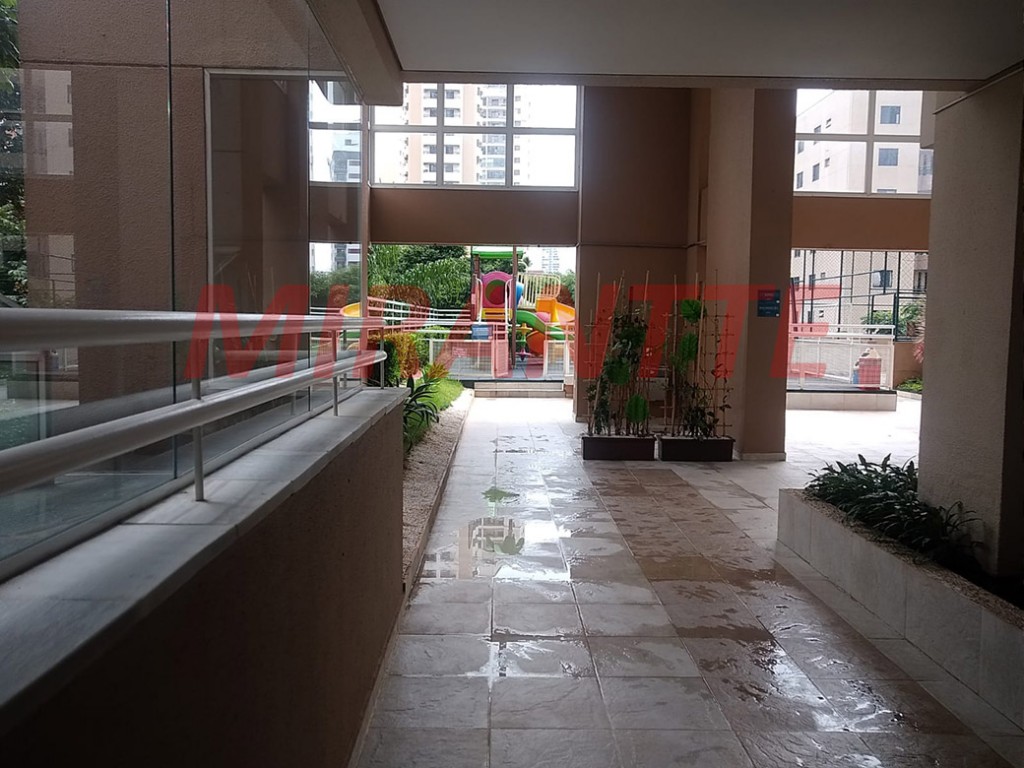 Cobertura de 256m² com 3 quartos em Santa Terezinha