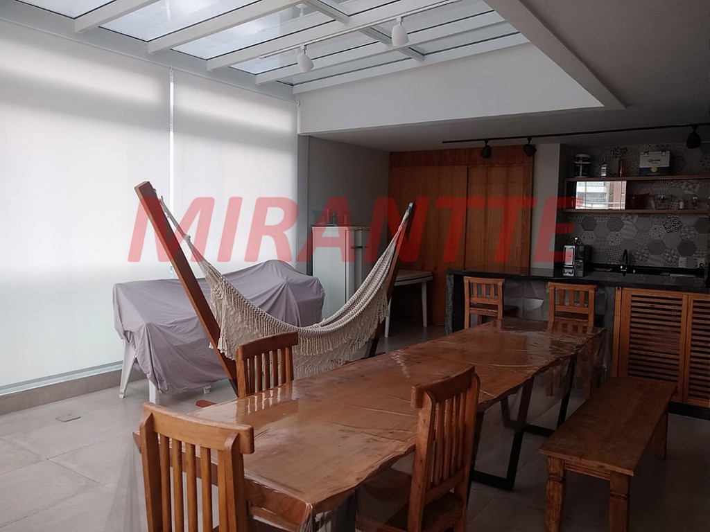 Cobertura de 256m² com 3 quartos em Santa Terezinha