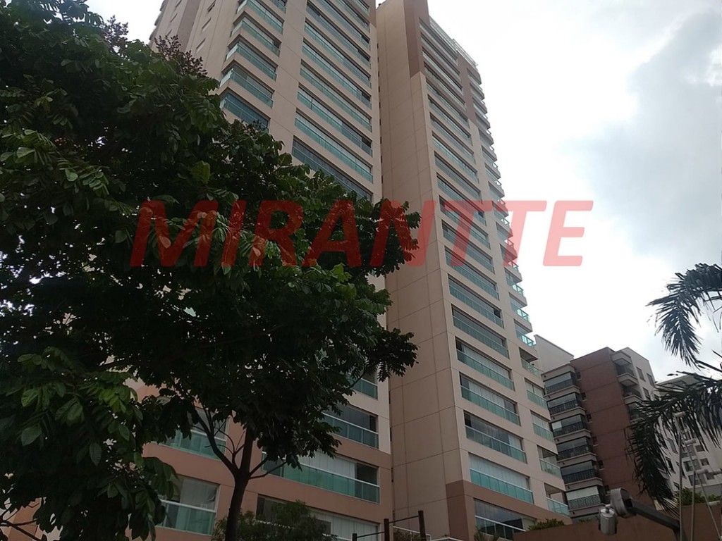 Cobertura de 256m² com 3 quartos em Santa Terezinha