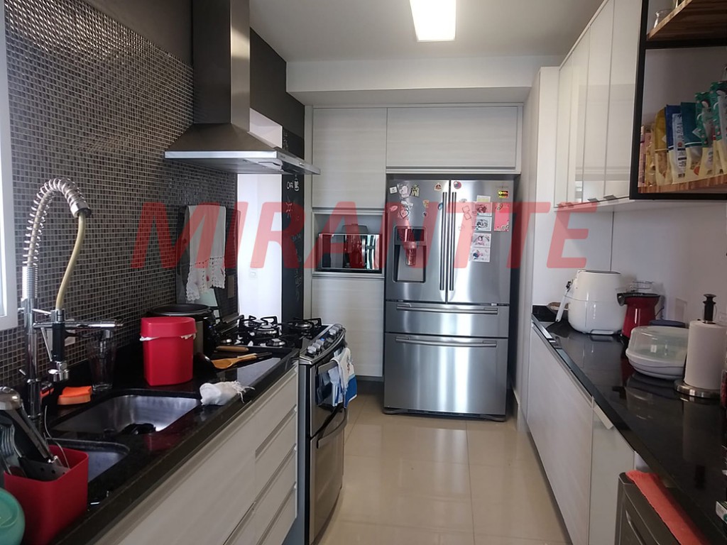Cobertura de 256m² com 3 quartos em Santa Terezinha