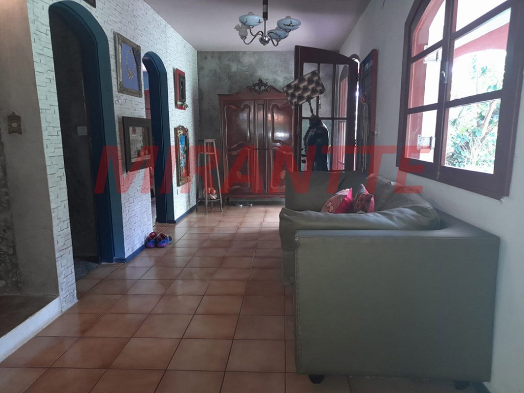 Sobrado de 210m² com 3 quartos em Serra Da Cantareira