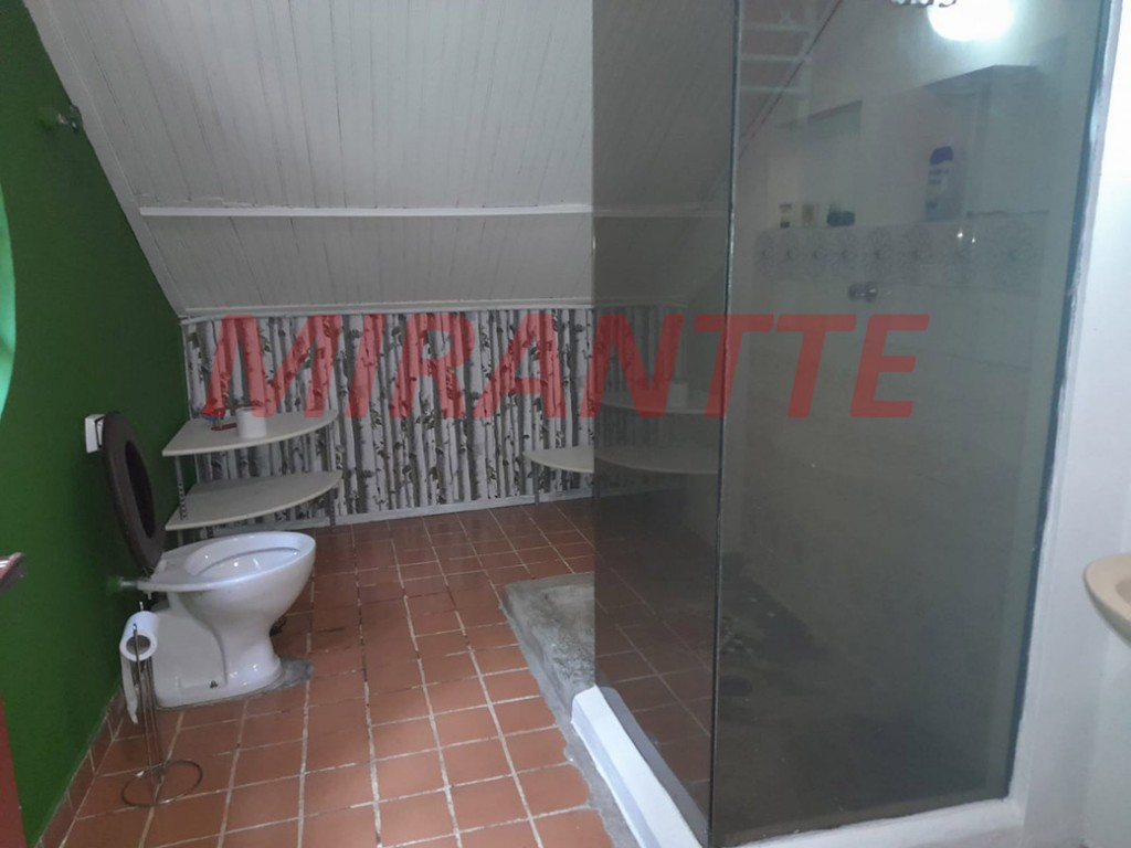 Sobrado de 210m² com 3 quartos em Serra Da Cantareira