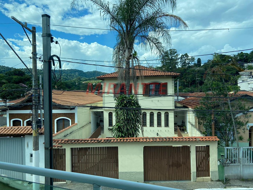Sobrado de 180m² com 3 quartos em Vila Rosa