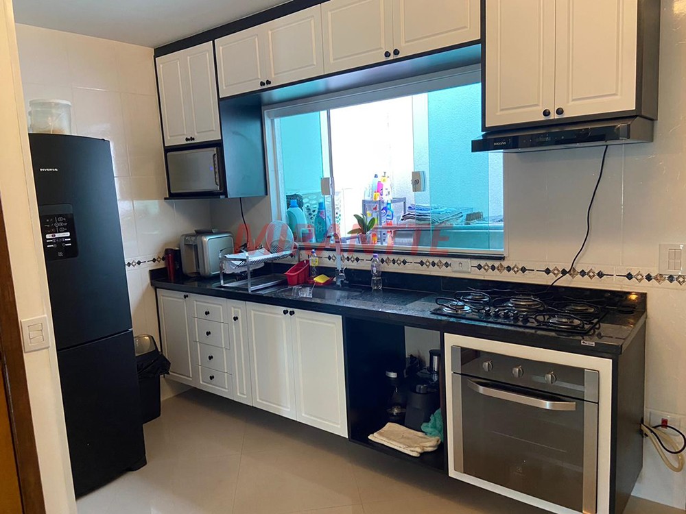 Sobrado de 180m² com 3 quartos em Vila Rosa