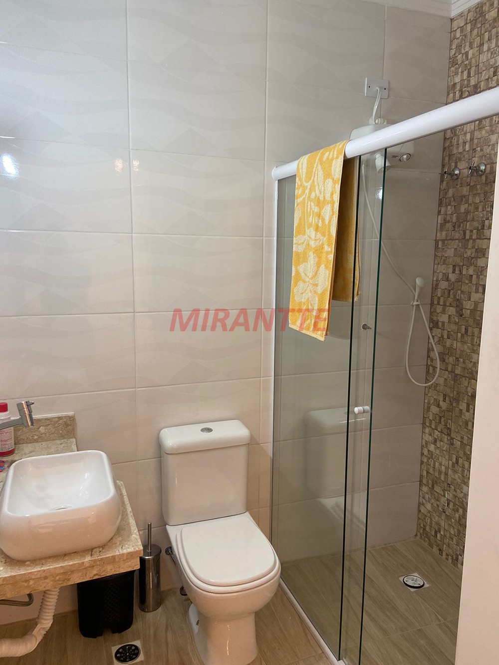 Sobrado de 180m² com 3 quartos em Vila Rosa