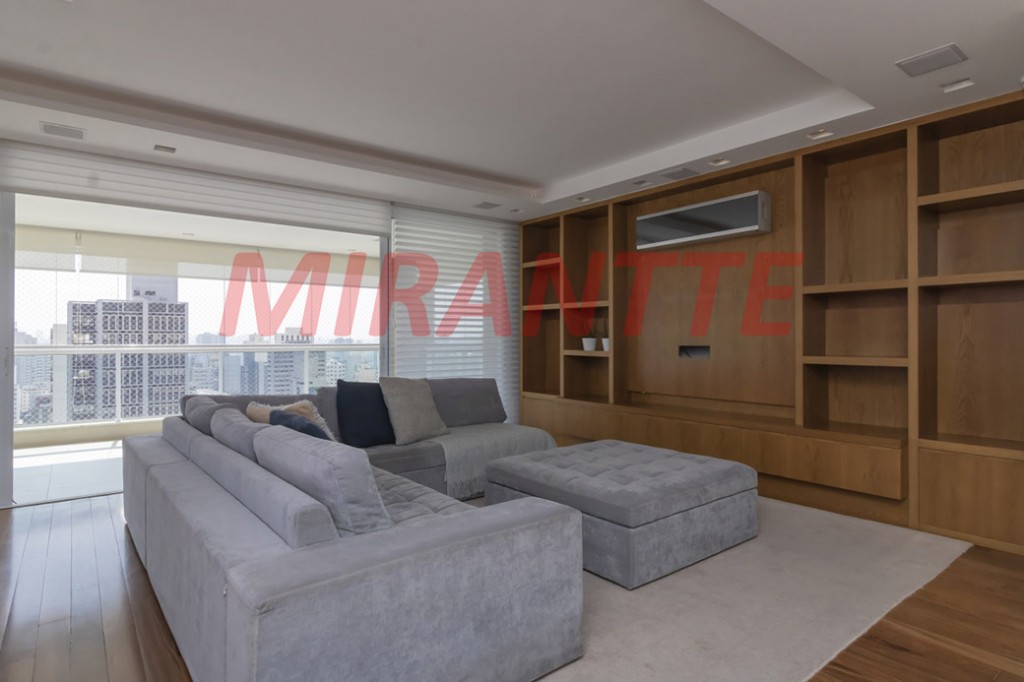 Apartamento de 267m² com 3 quartos em Perdizes