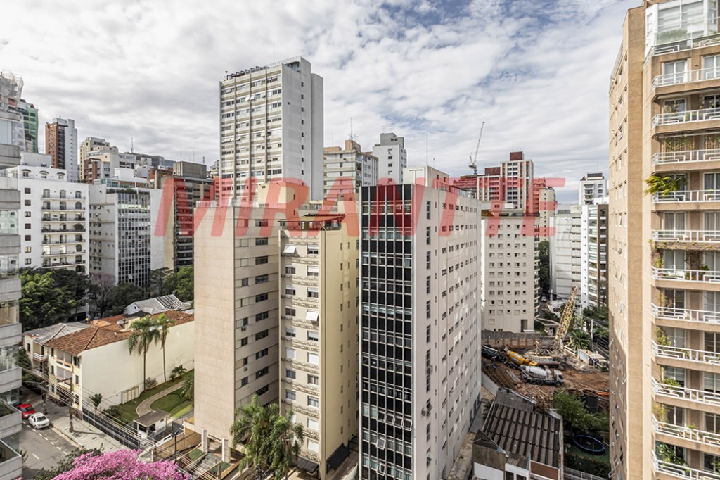 Apartamento de 285m² com 4 quartos em Jardim America