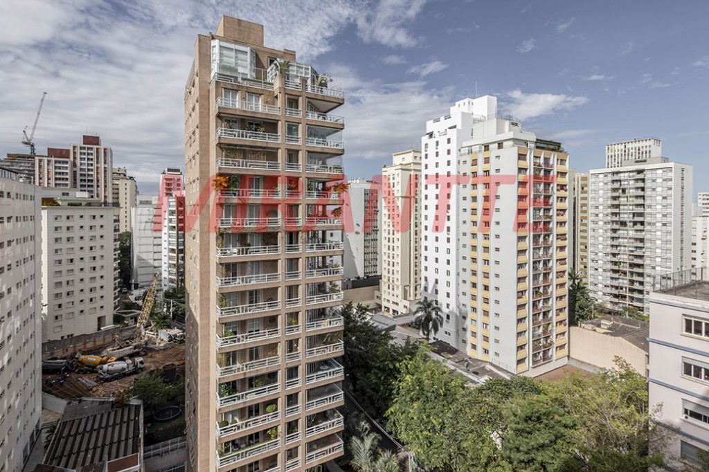 Apartamento de 285m² com 4 quartos em Jardim America